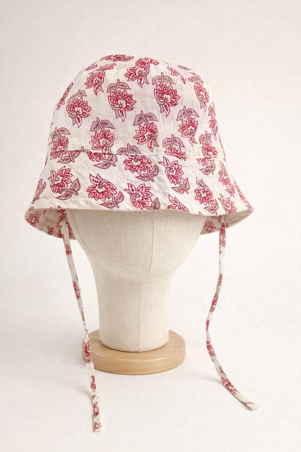Pink Bucket hat - Reversible